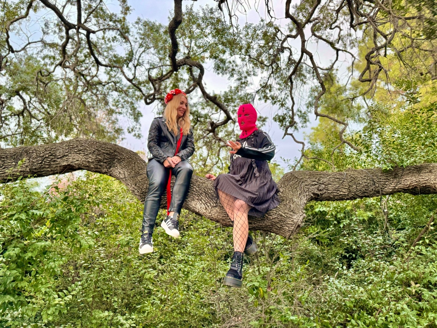 Immagine da GIRLS & GODS